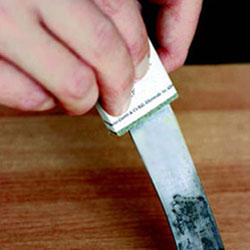 Remove-Rust-From-Kitchen-Knives